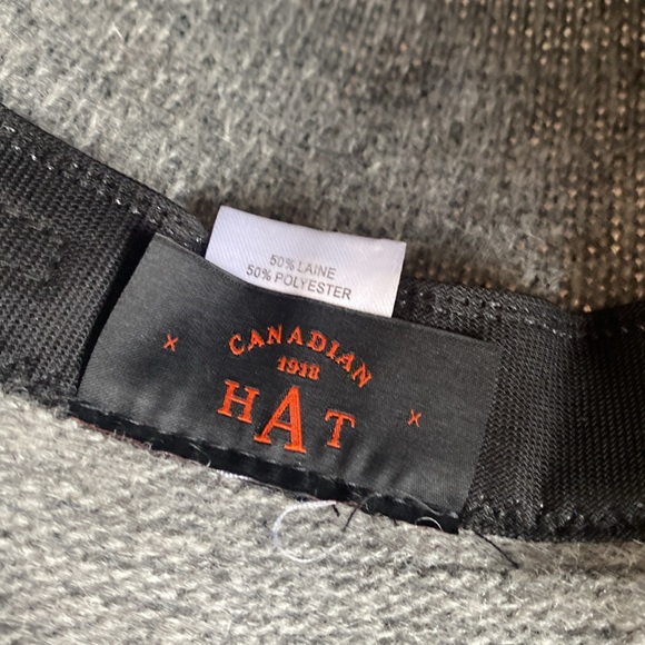 The Canadian Hat - Picture 3 of 4